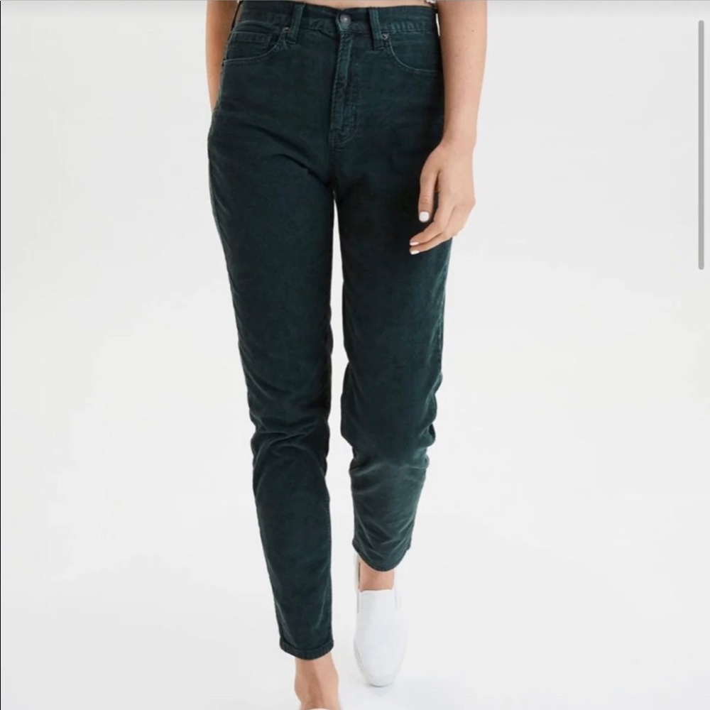 NEW American Eagle Corduroy Mom Jean